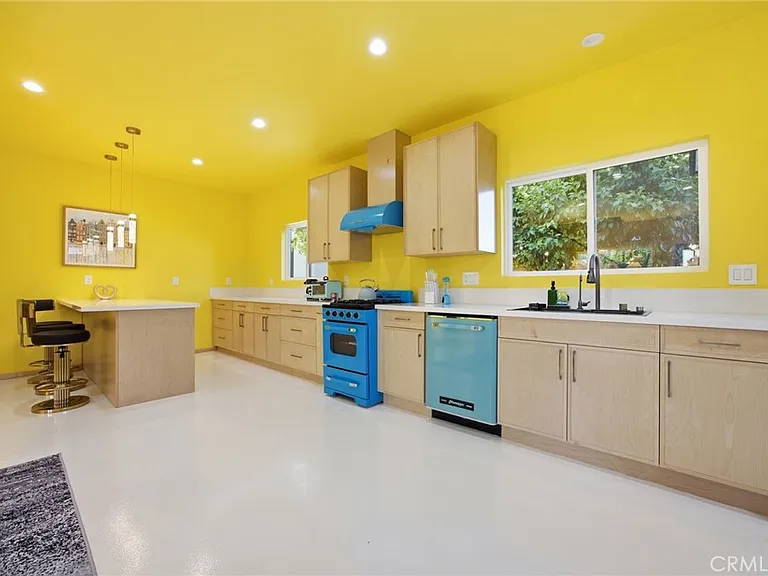 5606 White Oak Ave — Photo 4
