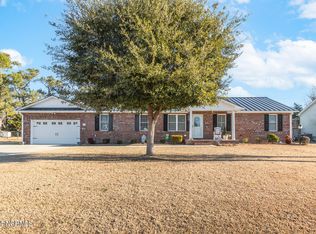 17 Princeton Dr, Jacksonville, NC 28546