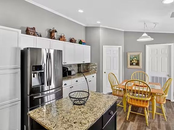 5th image of 701 Charter Hills Road