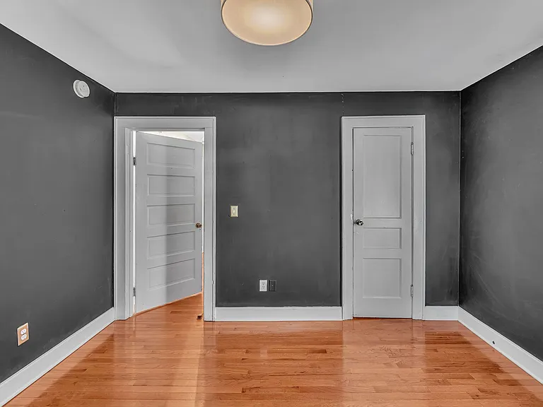 914 W Greenwood Ave — Photo 20
