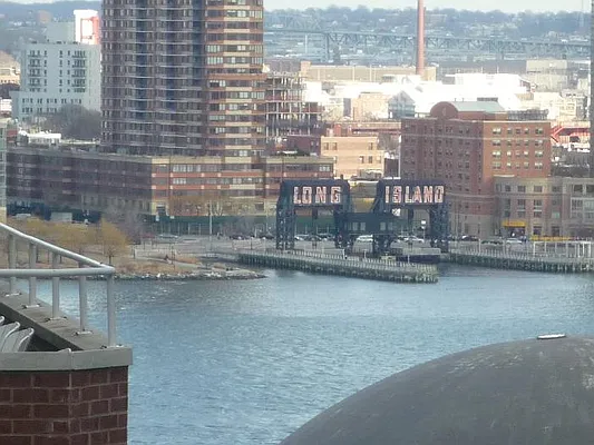 Rented by New York Residence | media 21