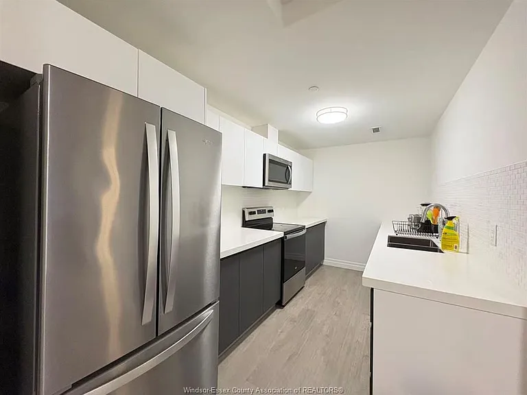 3290 Stella Cres #502 — Photo 7