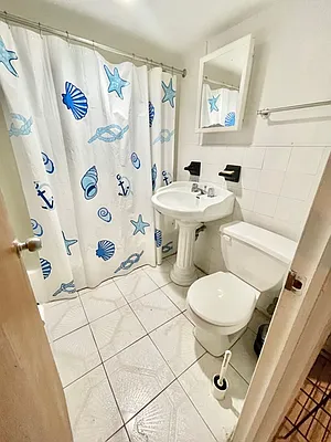 Rented by Voro, LLC | media 1