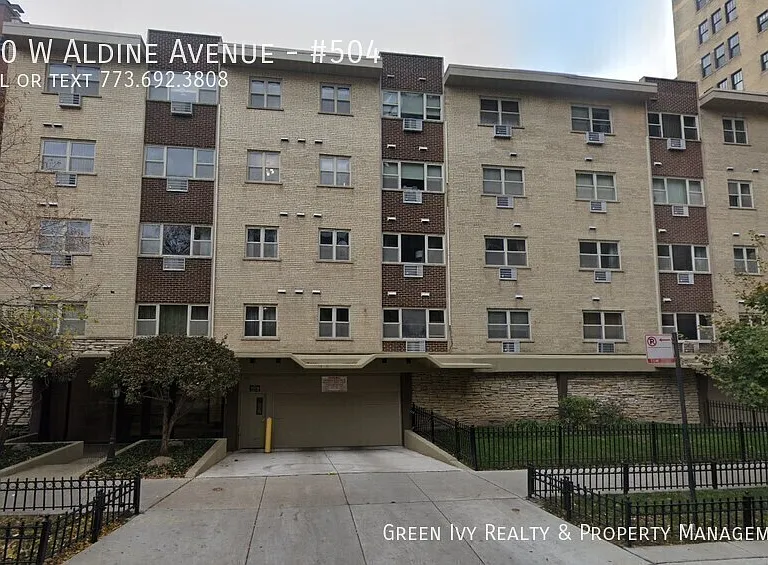 420 W Aldine Ave #504 — Photo 19