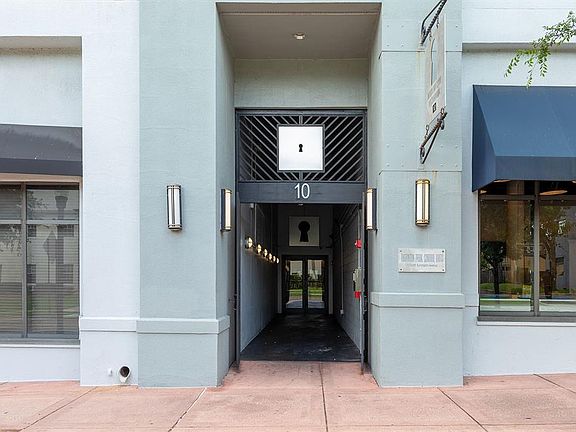 3rd image of 10 N SUMMERLIN AVENUE #14