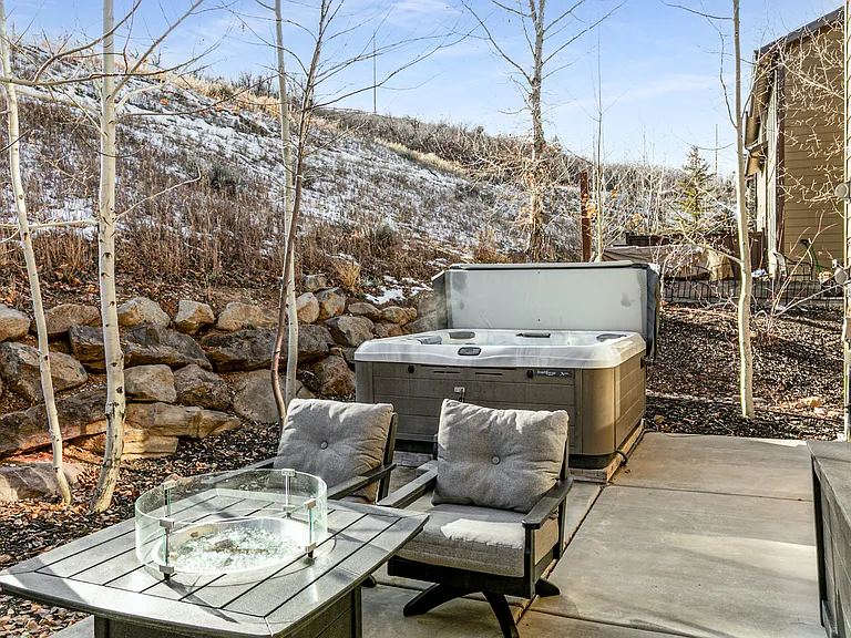 901 W Abigail Dr — Photo 37