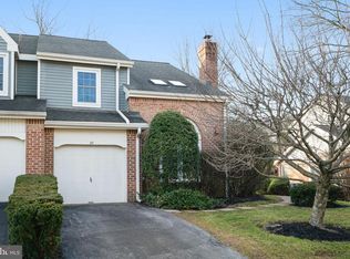 52 Abrams Ln, Chesterbrook, PA 19087