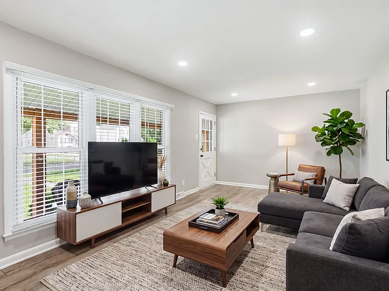 41 Orchard Ave — Photo 11