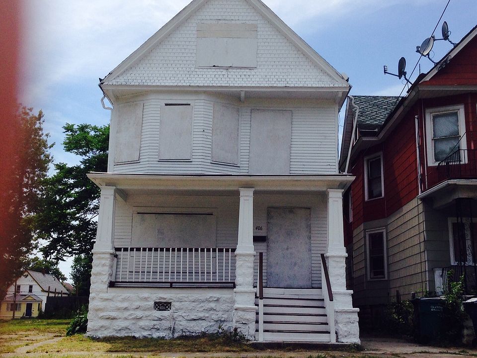 1st image of 406 Goodyear Ave