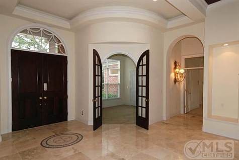 4th image of 9031 Winged Foot Dr #1
