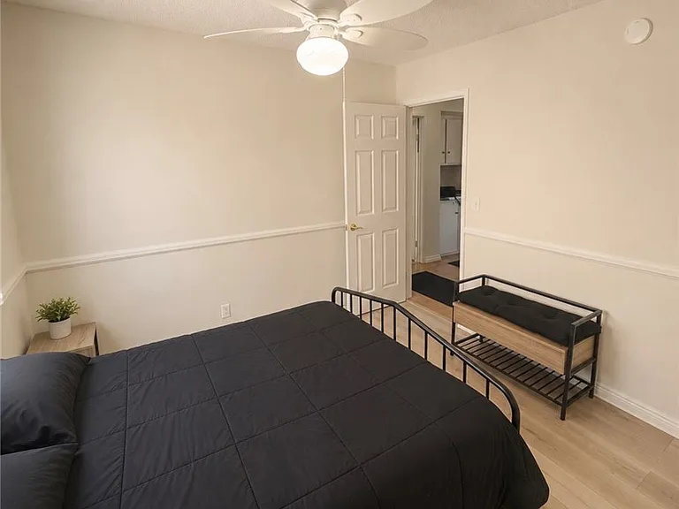 1315 E Avenue J5 — Photo 16