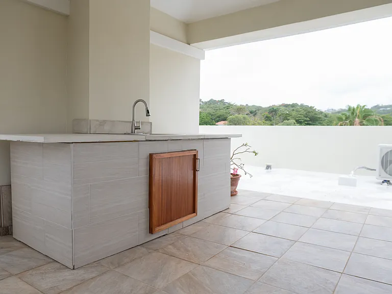 180 Palmas Dr — Photo 42