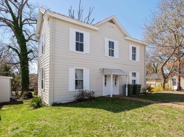 813 Buffalo St, Farmville, VA 23901