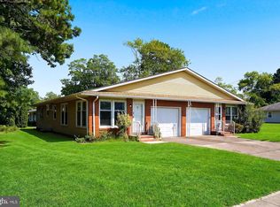45 Dogwood Rd #8, Manahawkin, NJ 08050
