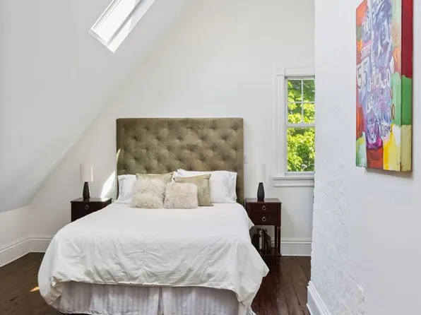 685 East 22nd Street image 28 of 38