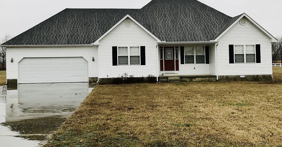 1st image of 165 Hattie Ln