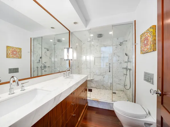 309 East 49th Street image 9 of 17