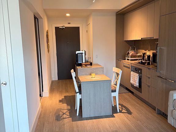 4th image of 6 Greenbriar Rd #514
