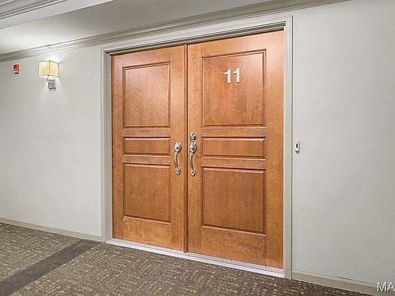 2nd image of 1512 Bedford Forge Ct APT 11