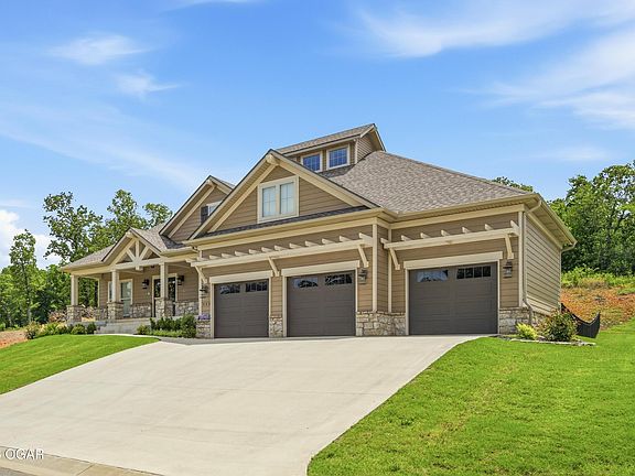 4th image of 222 Timber Trail Dr