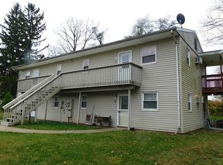 315 W Railroad St, Kingston, IL 60145