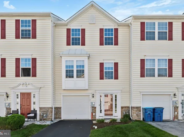 144 Larose Dr, Coatesville, PA 19320