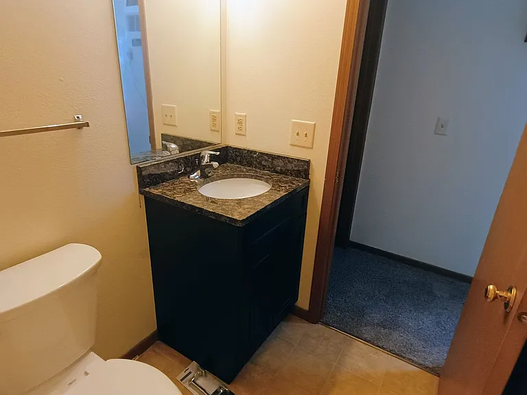 488 N Welco Dr #22 — Photo 5