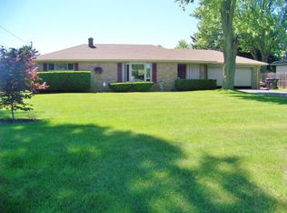 1624 Meadowlane Ave, Racine, WI 53406