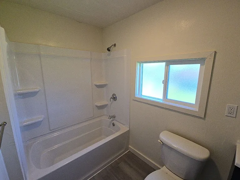 2350 Eye St — Photo 13