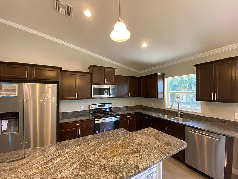 10 Hemlock Circle Ct — Photo 10