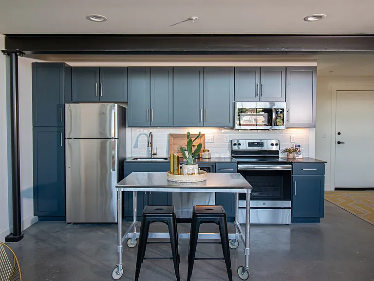 Kent Lofts — Photo 8