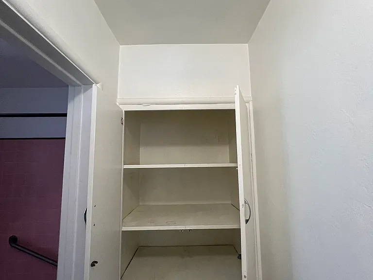 635 W Commonwealth Ave #A — Photo 19