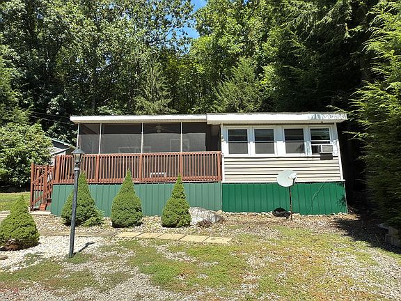 5th image of 156 Julius Dr