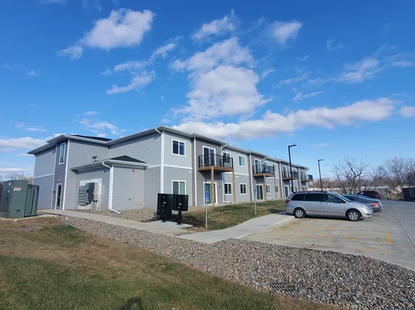 421 S Gustin St #104, Osceola, IA 50213