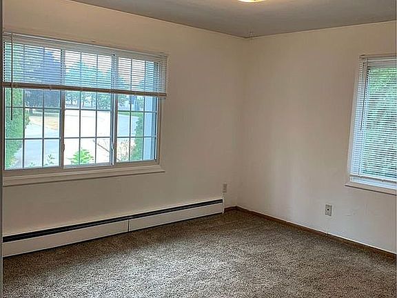 5th image of 4001 Mavelle Dr APT 301