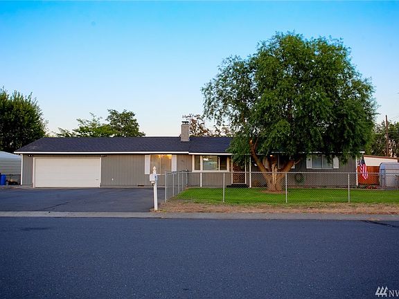 2nd image of 825 Sunkist Dr