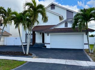 1001 SW 98th Ave, Hollywood, FL 33025