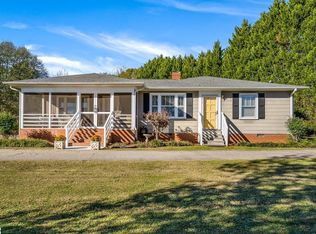 128 Pineridge Dr, Belton, SC 29627