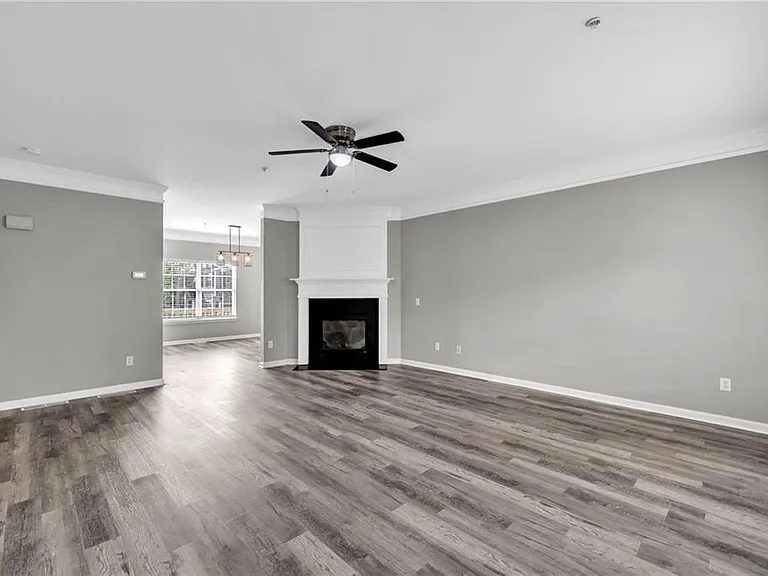 614 Market Place Ln — Photo 4