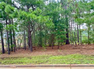 10 Middlebury Rd, Pinehurst, NC 28374