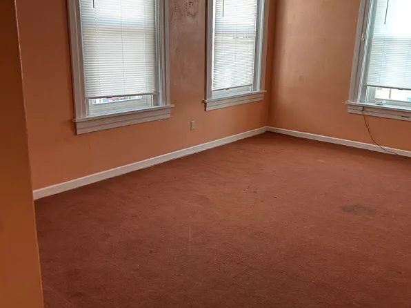 14 N Jefferson St, Mount Union, PA