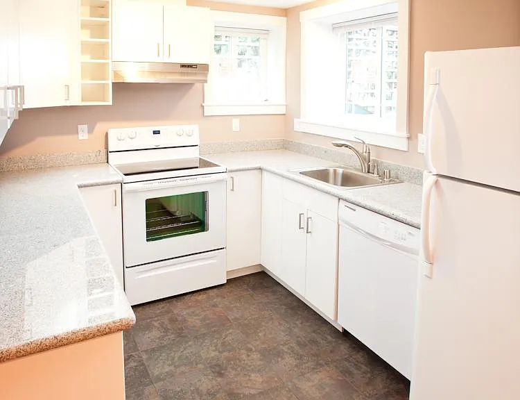 311 19th Ave E #1 — Photo 2