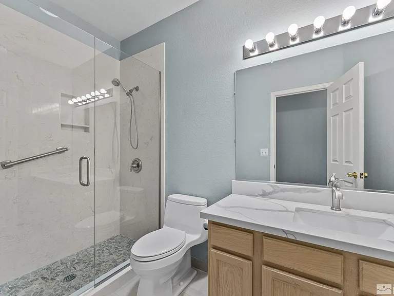 1370 Chichester Dr — Photo 15