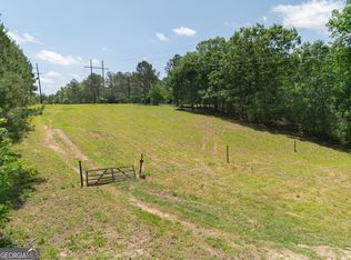 518 Old Jones Rd, Whitesburg, GA 30185