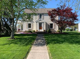 110 W Lugbill Rd, Archbold, OH 43502