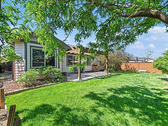 3rd image of 3477 Janus Dr