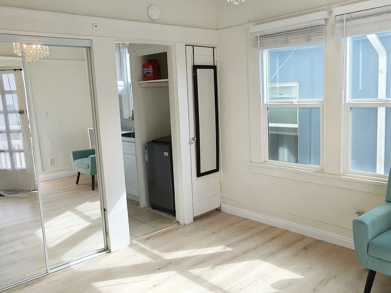 48 Navy St #6 — Photo 51