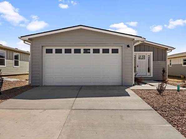 4247 Gaslamp Dr, Loveland, CO 80537