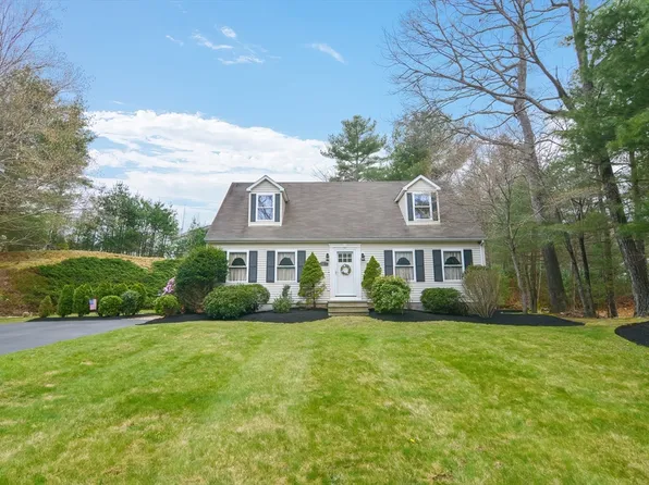 21 Brookside Dr, Douglas, MA 01516