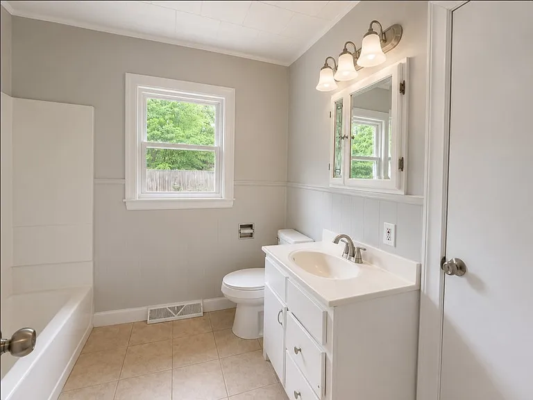 800 Mount Holly Huntersville Rd — Photo 17